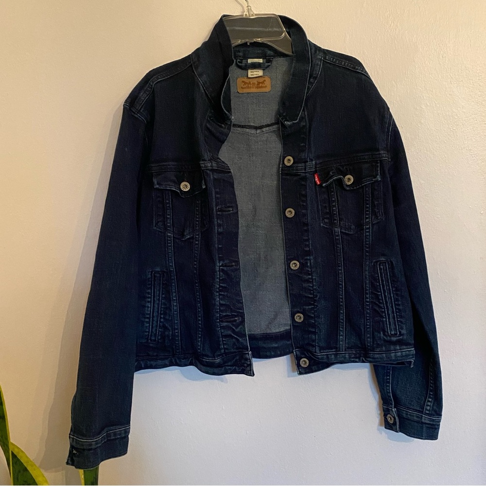 Levi’s women’s jean jacket